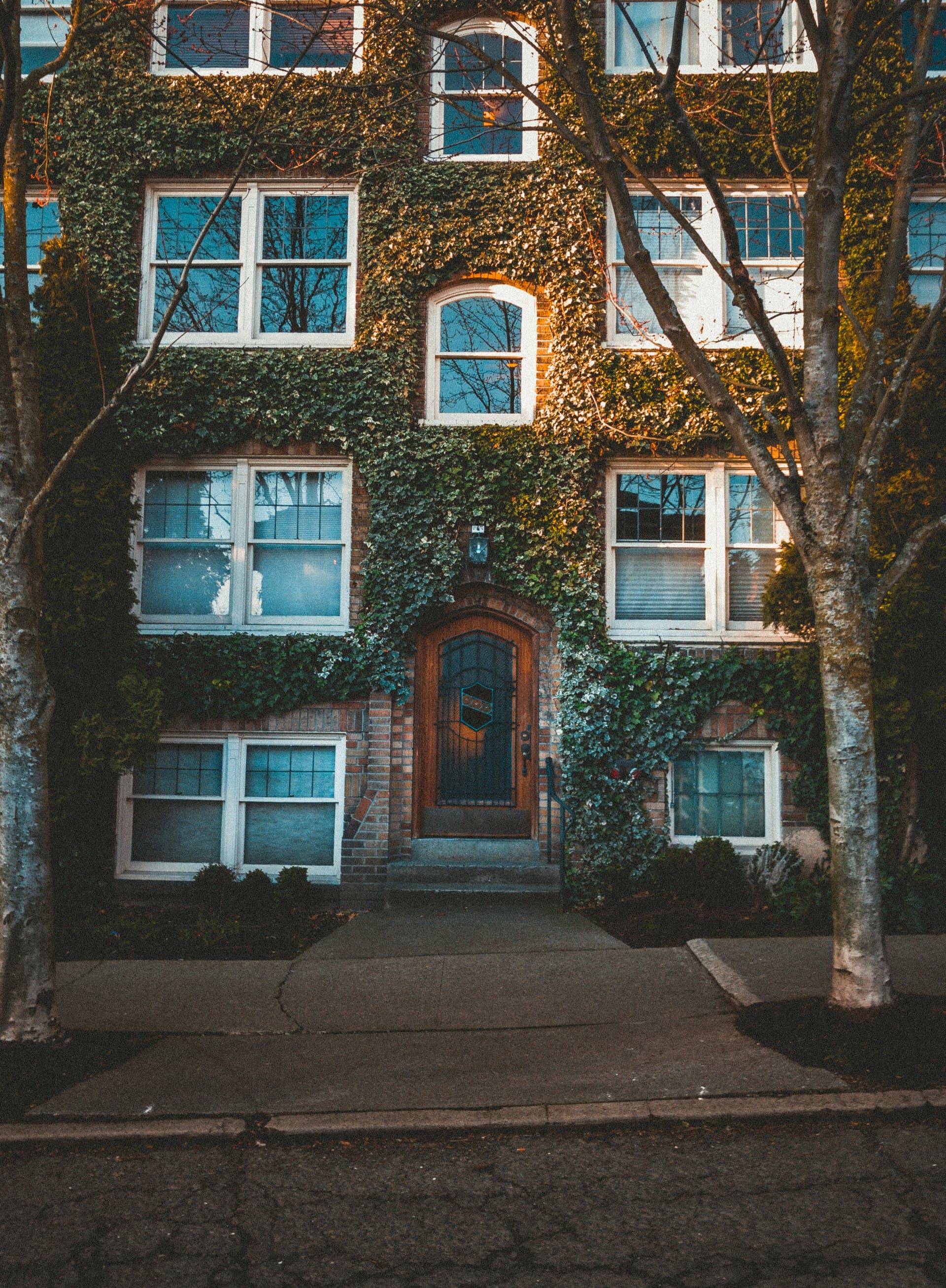 Ivy-covered brick apartment building in Capitol Hill Seattle